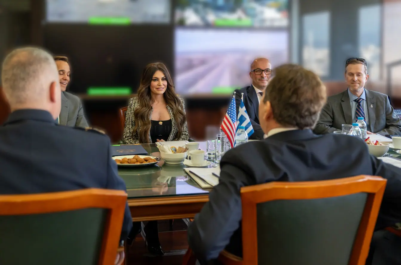 Συνάντηση του Μ. Χρυσοχοΐδη με την Κίμπερλι Γκίλφοιλ