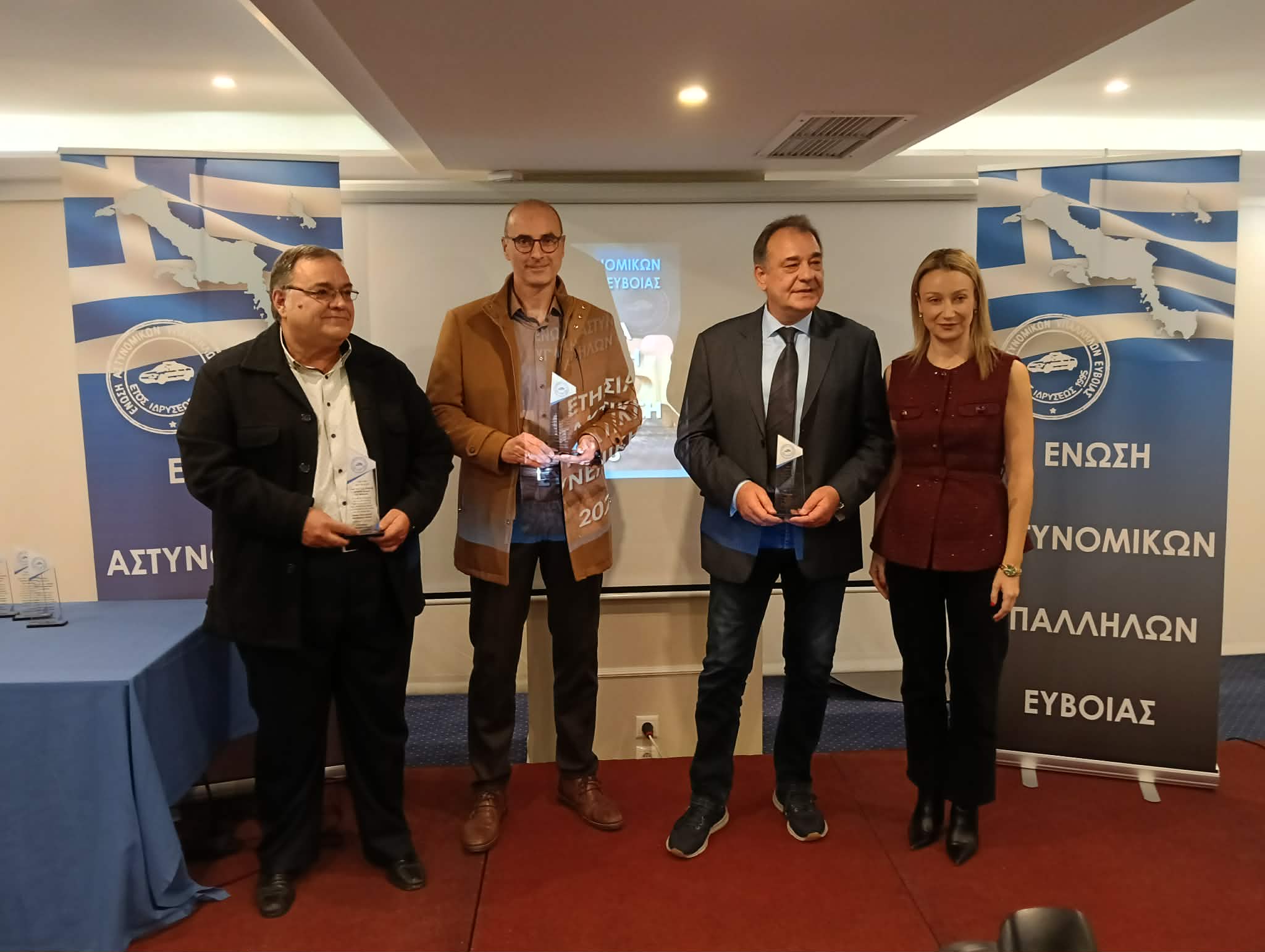 Νίκος Κούκουρας