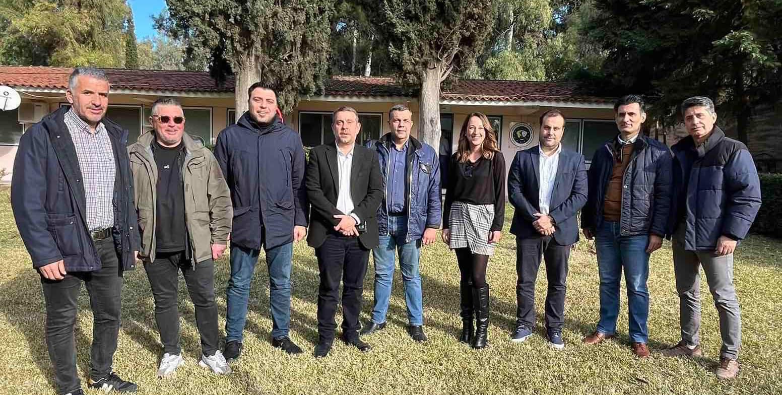 συνδικαλιστες