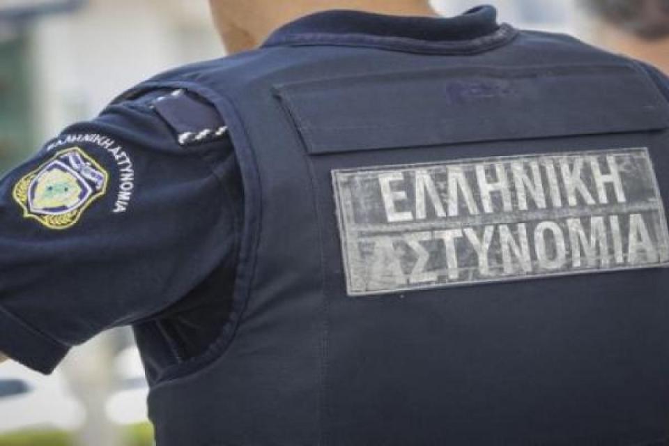ΑΣΤΥΝΟΜΙΚΟΣ
