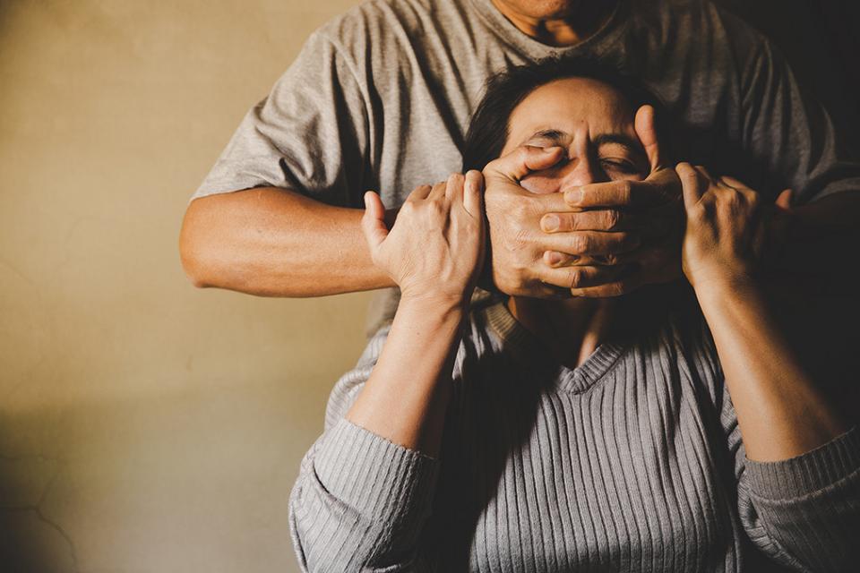 κακοποιηση