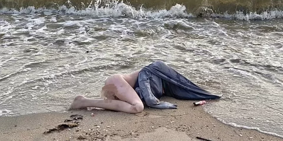 ΠΛΑΣΤΙΚΗ ΚΟΥΚΛΑ ΠΑΡΑΛΙΑ