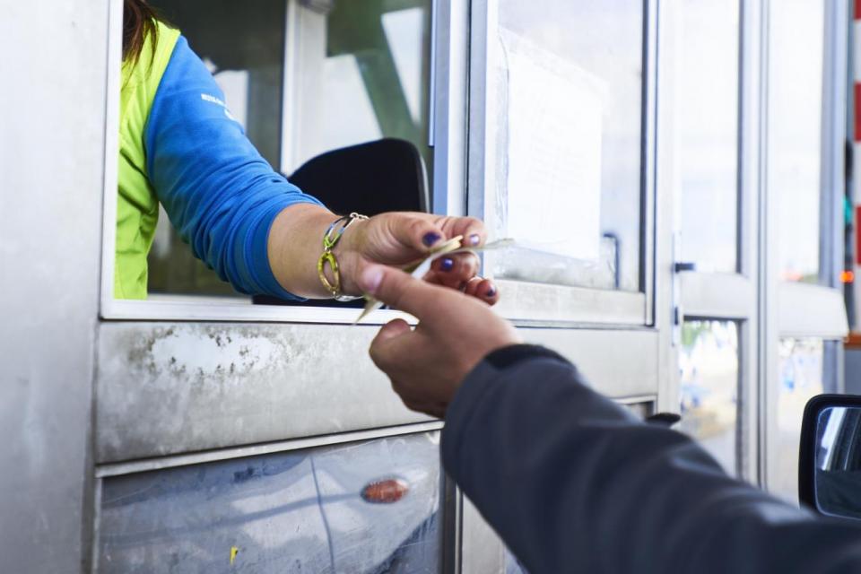 Χωρίς διόδια οι αυτοκινητόδρομοι στην Ελλάδα – Γιατί οι σταθμοί θα αποτελέσουν παρελθόν
