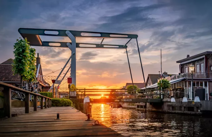 Ολλανδία: Χωριό-θύμα συνωμοσιολόγων έχασε τη δίκη με το Twitter -Το συνδέουν με σατανιστές δολοφόνους παιδιών