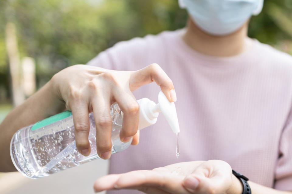 ΕΟΦ: Αυτό είναι το αντισηπτικό που απαγορεύσει γιατί δεν είναι εγκεκριμένο