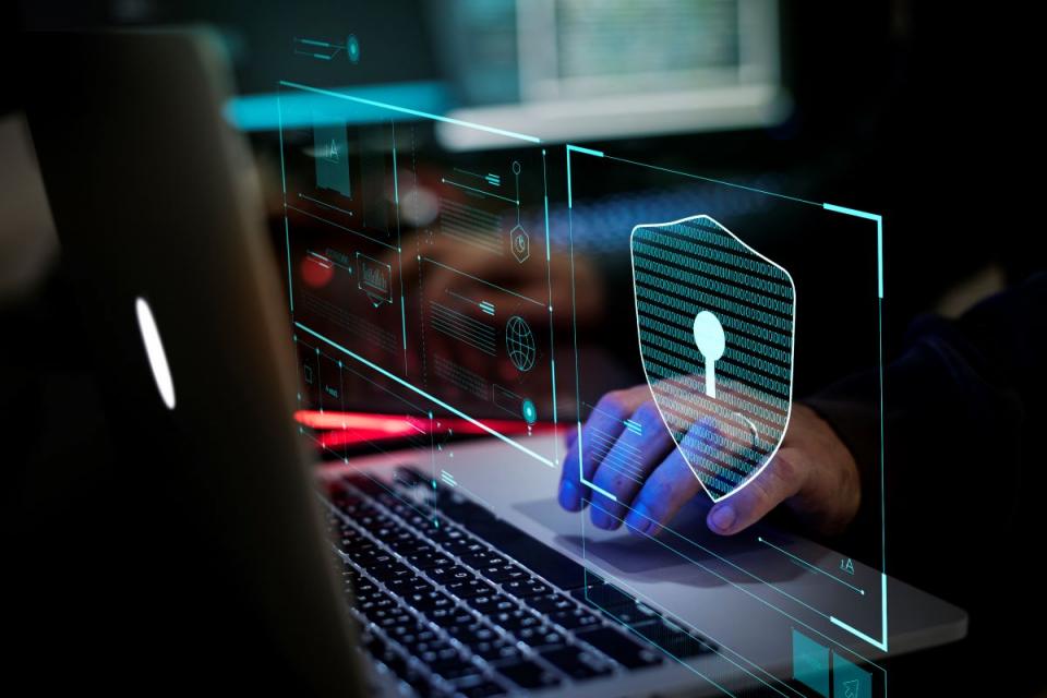 hacker-freepik3.jpg