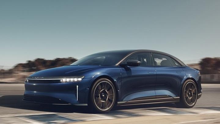 Ετήσια αύξηση 