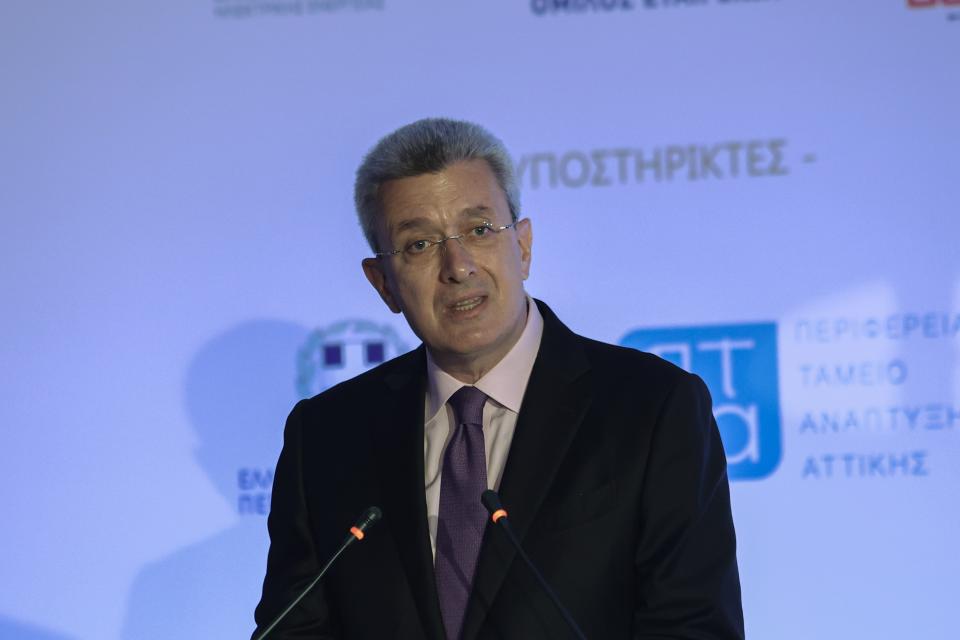 Νίκος Χατζηνικολάου