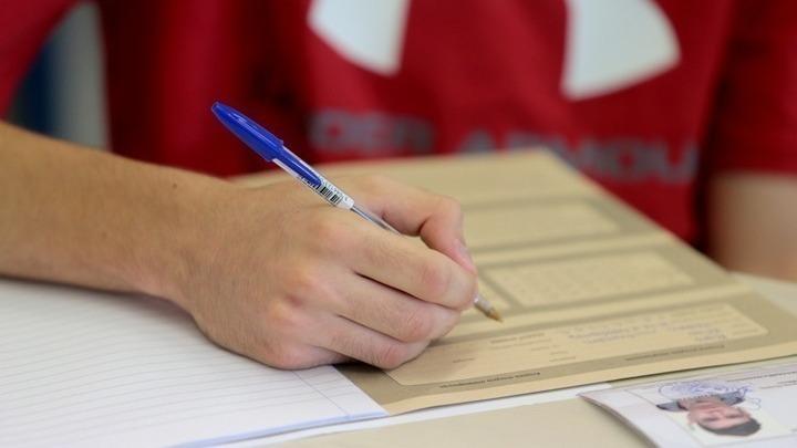 Πανελλαδικών 