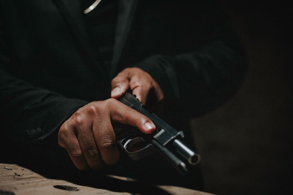 gun