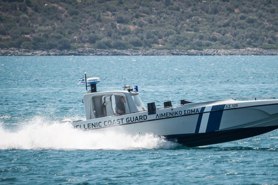 Ιστιοφόρο με 120 αλλοδαπούς εντοπίστηκε ανοιχτά της Πύλου