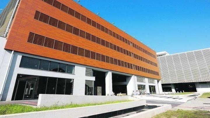 Καταργούνται τα ανταποδοτικά τέλη