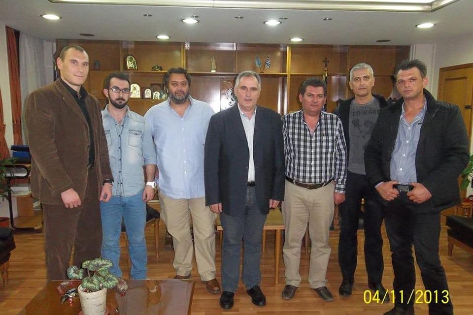 κωστας μιχαιρίνας