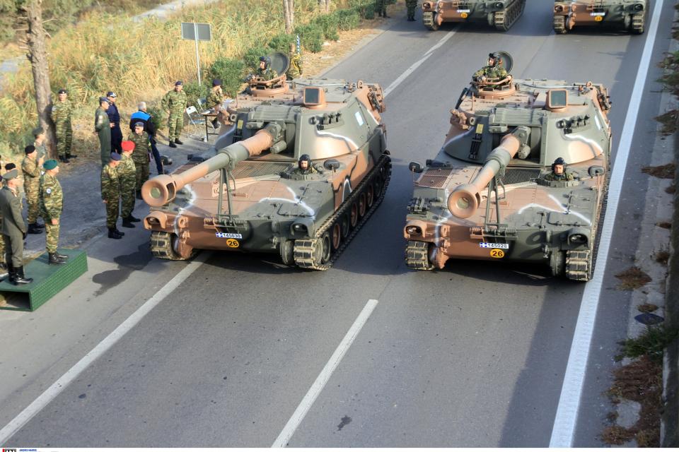 ΔΟΚΙΜΑΣΤΙΚΗ ΠΑΡΕΛΑΣΗ ΜΗΧΑΝΟΚΙΝΗΤΩΝ ΤΜΗΜΑΤΩΝ ΣΤΗΝ ΕΘΝΙΚΗ ΟΔΟ ΘΕΣΣΑΛΟΝΙΚΗΣ