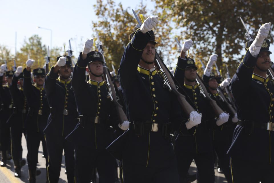 σχολη ευελπιδων_παρελαση