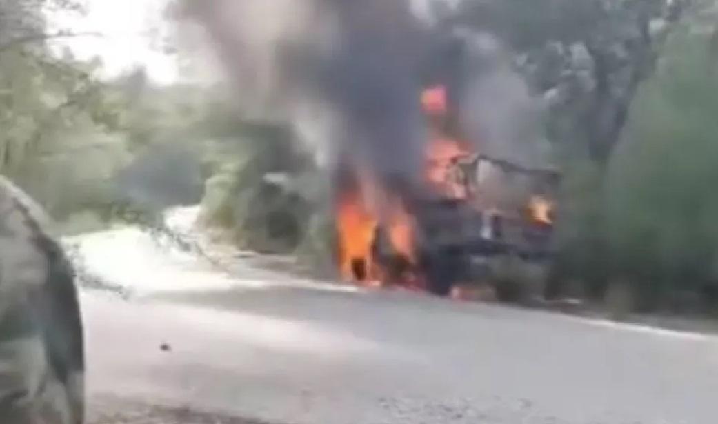 στρατιωτικό όχημα_φωτια