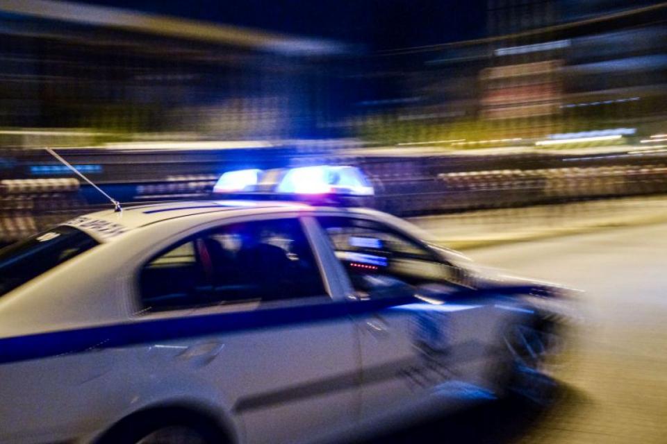 peripoliko-intime-night- .jpg