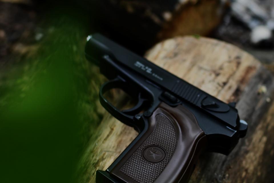 gun_pexels