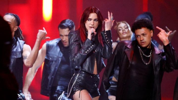Dua Lipa_αΜΝΑ