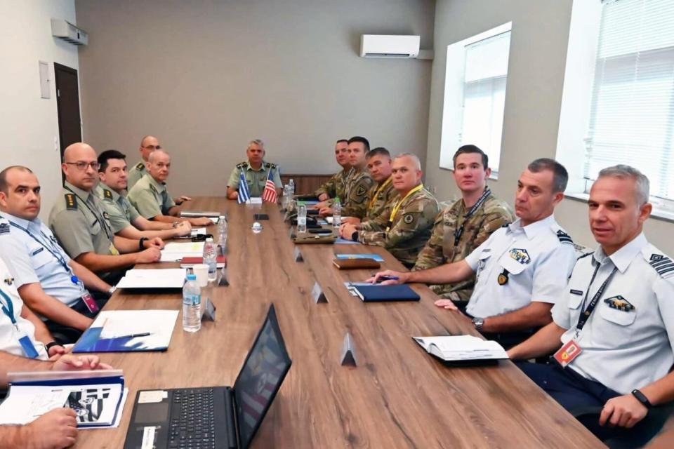 Συνάντηση Επιτελών