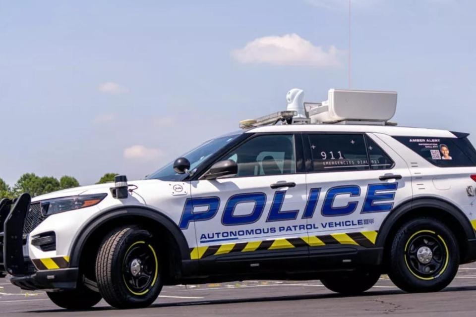 Αυτόνομο περιπολικό βγήκε στους δρόμους