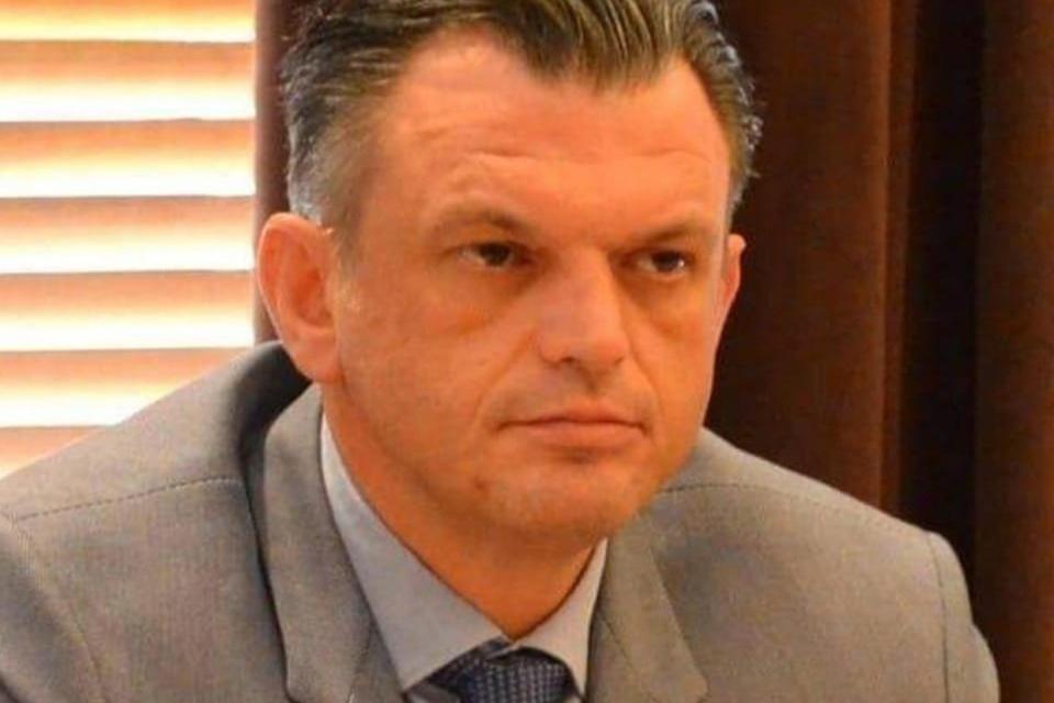 Συνδρεβέλης