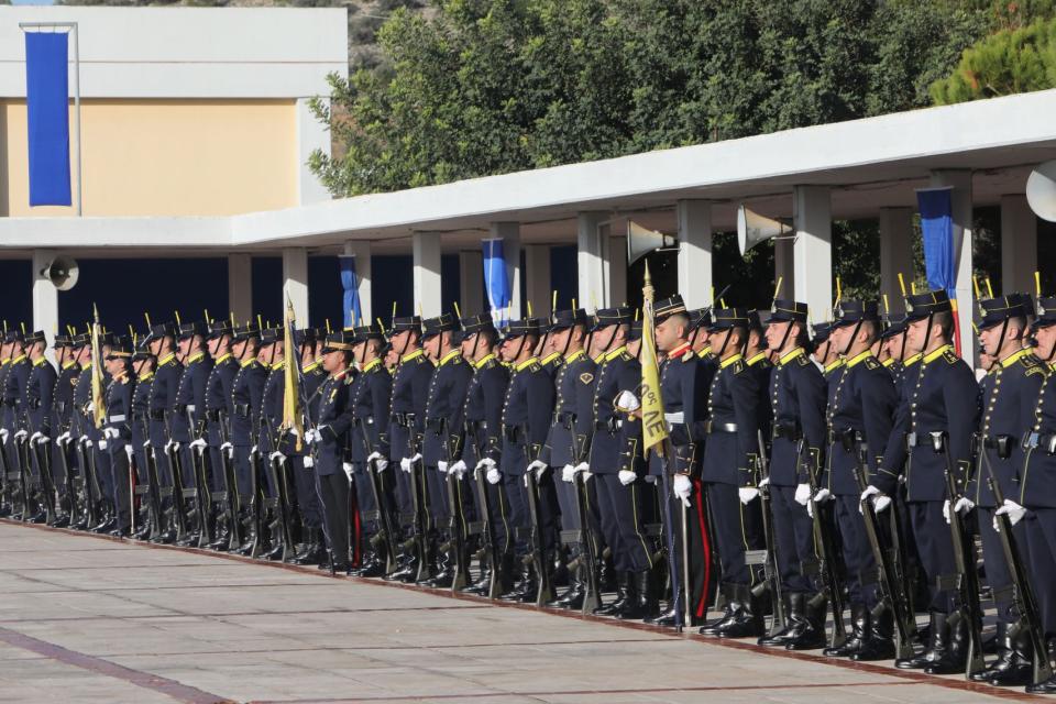 στρατιωτικες σχολες