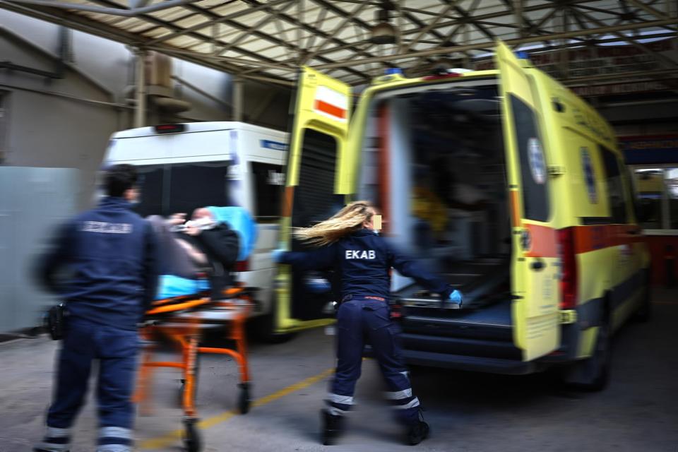 εκαβ