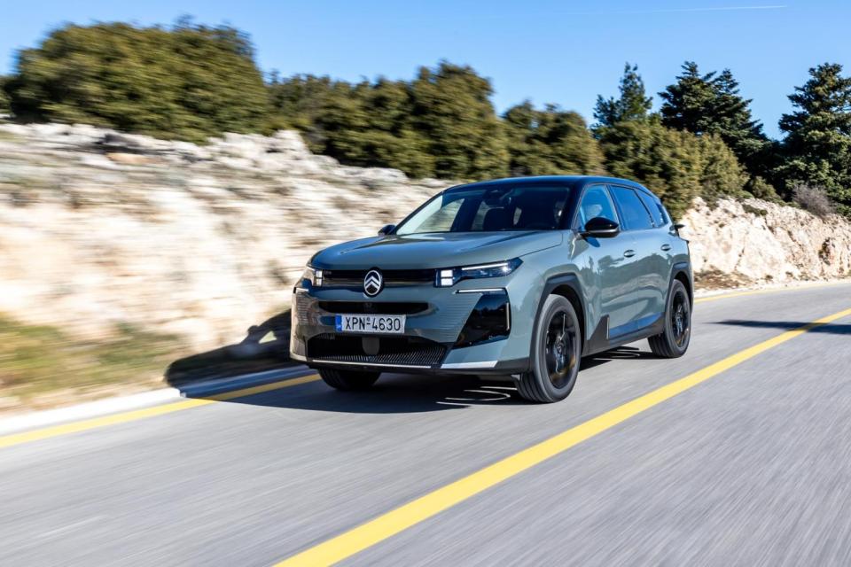 Citroen C5 Aircross: Το ευρύχωρο οικογενειακό SUV με την πλήρη γκάμα κινητήρων