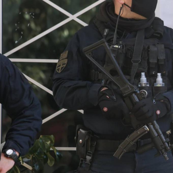 ΑΣΤΥΝΟΜΙΚΟΣ ΟΠΛΟ