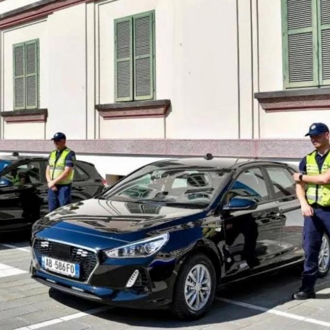 Ιδού τα «κρυφά» περιπολικά της Αλβανικής Αστυνομίας -Πώς «συλλαμβάνουν» τους παραβάτες