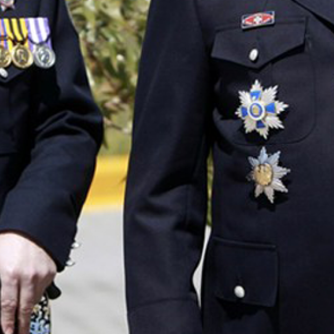 ΑΠΟΣΤΡΑΤΟΙ