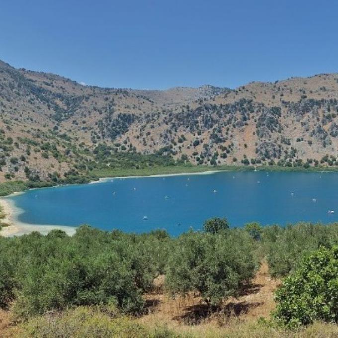 λίμνη