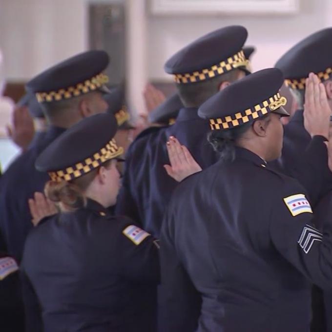 New Illinois Law Allows Non-Citizens to be Police Officers