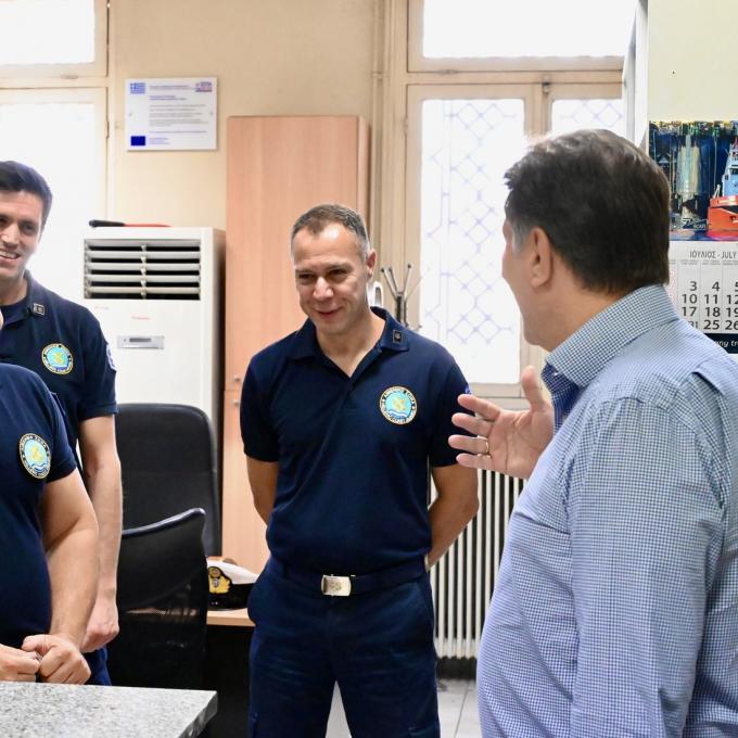 Επίσκεψη του Υπουργού Ναυτιλίας και Νησιωτικής Πολιτικής Μιλτιάδη Βαρβιτσιώτη στο Κεντρικό Λιμεναρχείο Πειραιά