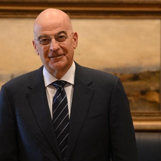 Δένδιας
