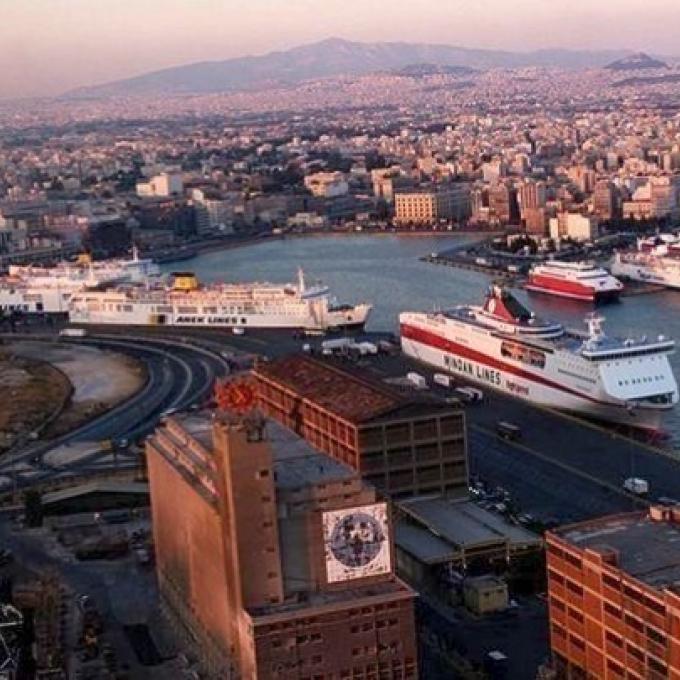 Τριμερής συνάντηση