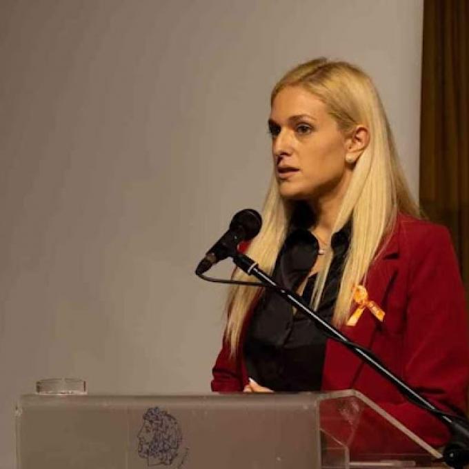 Σοφία Βαγενά 