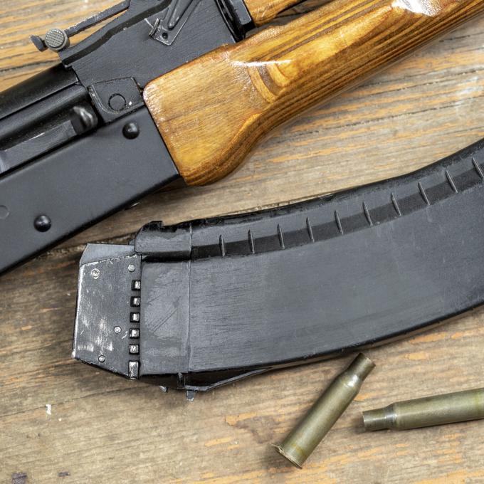 καλάσνικοφ_istock-1351558332