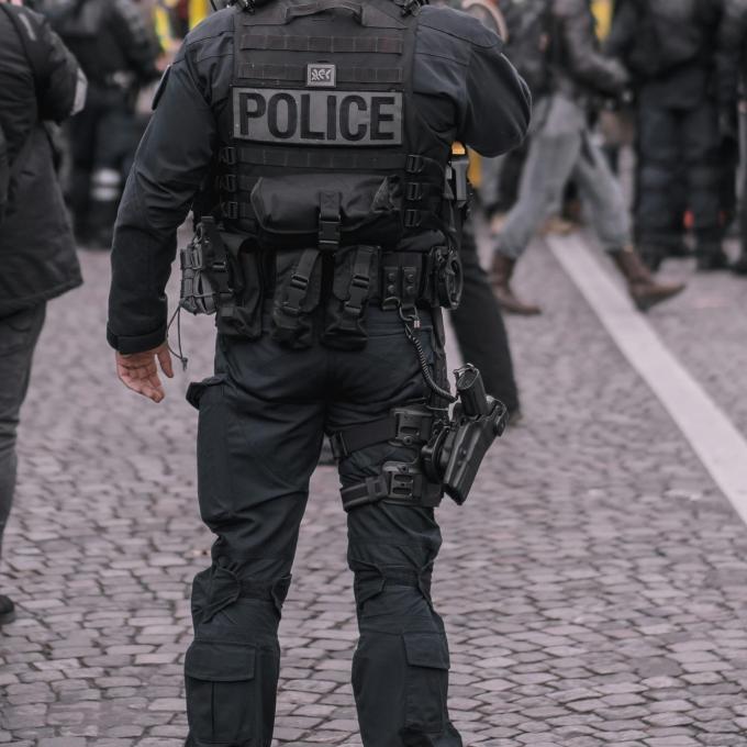 pexels_POLICE