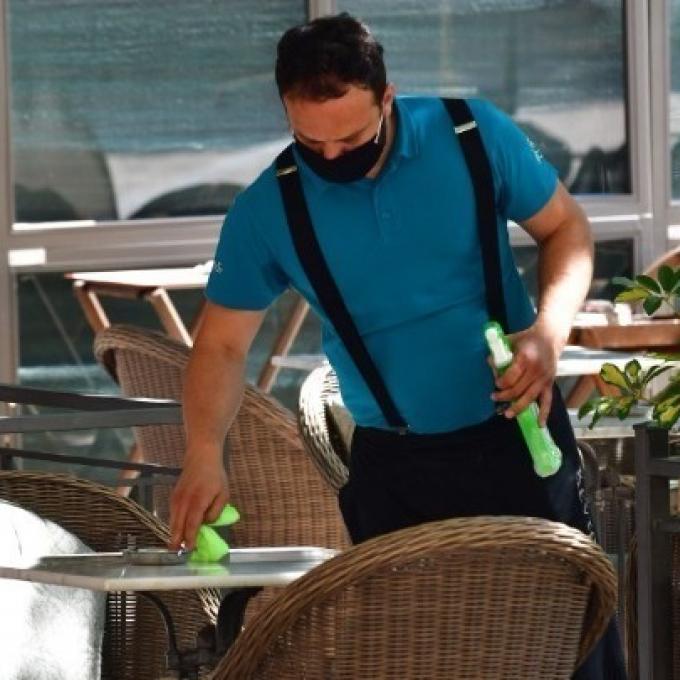 τραπεζοκαθίσματα