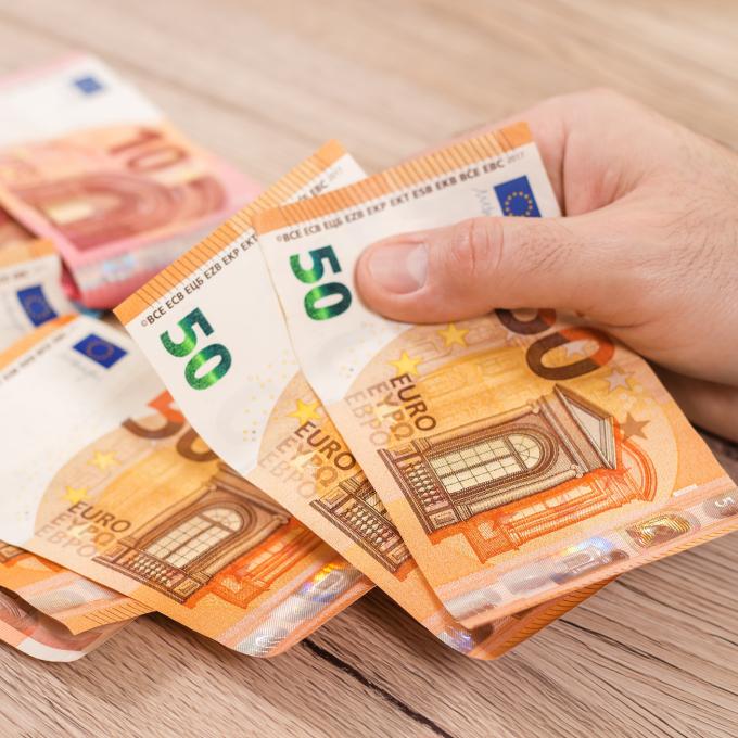 istock_euro_1211626120