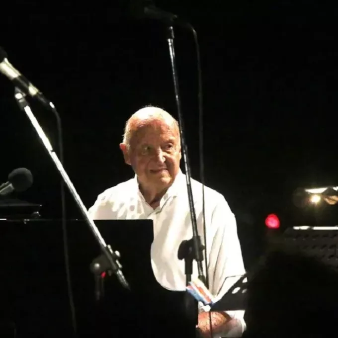 Την Τετάρτη 9 Οκτωβρίου η κηδεία του Μίμη Πλέσσα