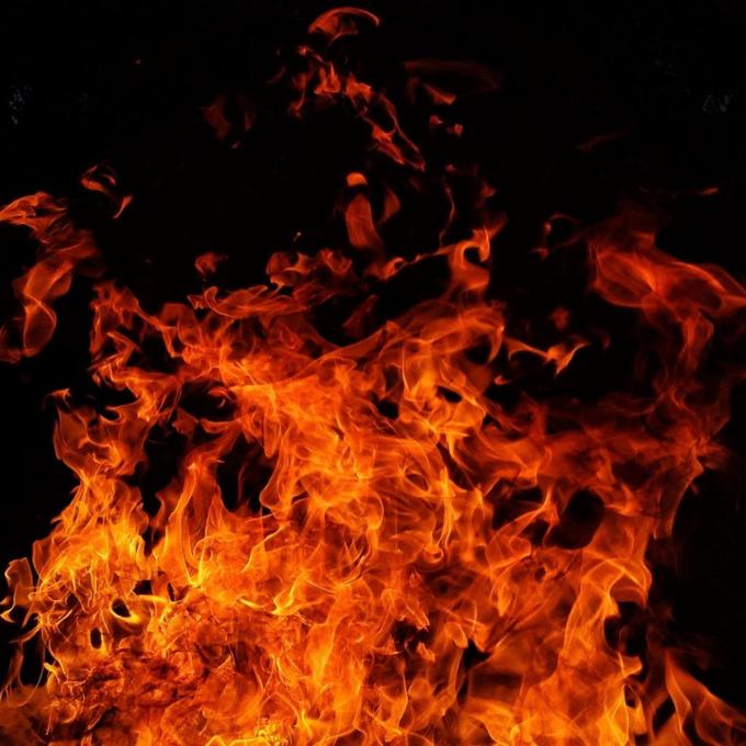 Φωτιά σε ηλεκτροκίνητο όχημα: Ποιος ο τρόπος κατάσβεσής της;