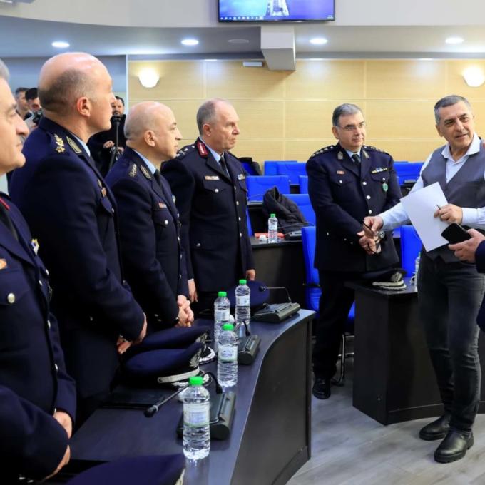 αστυνομικοι