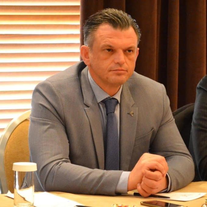 Συνδρεβέλης