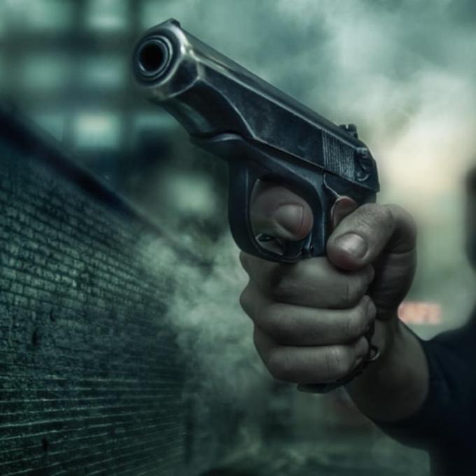 Πυροβόλησαν αστυνομικούς την ώρα που έτρωγαν πιτσα στο Οχάιο 