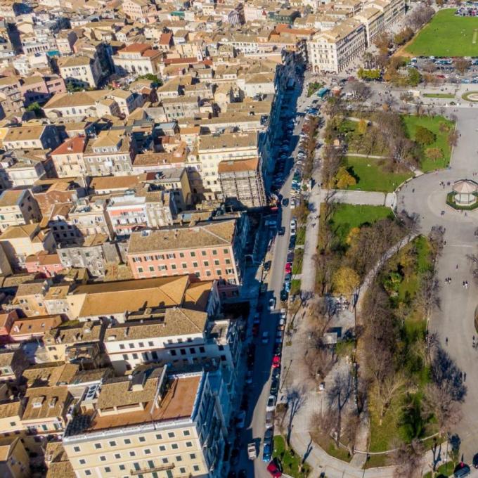H μεγαλύτερη πλατεία των Βαλκανίων είναι στην Ελλάδα -Πού βρίσκεται