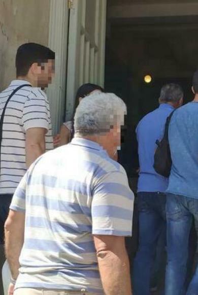 Σοκ προκαλεί η κατάθεση του 14χρονου "Εκτός από τον «πατριό» μου, με βίασαν άλλοι δύο άντρες"