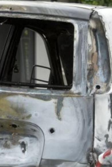 Έκαψαν κλεμμένο φορτηγάκι